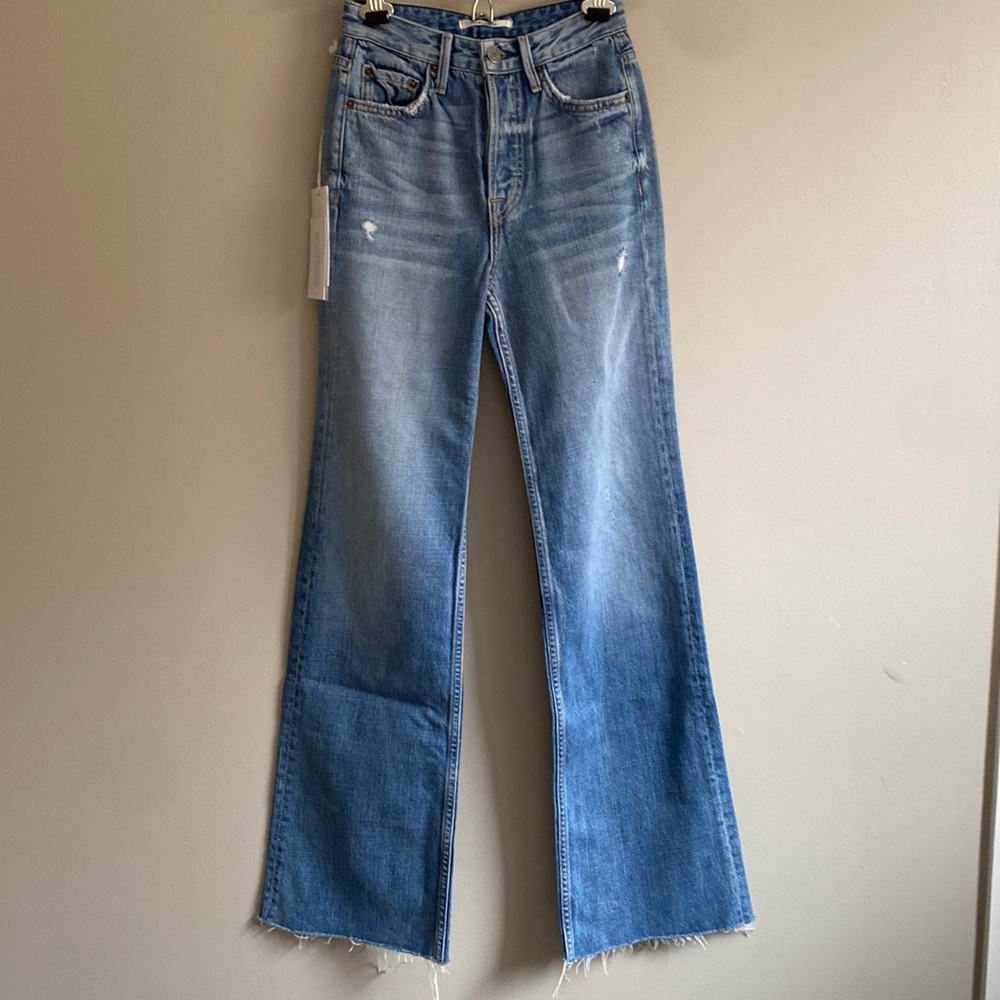 Grlfrnd bell jeans size 23 new